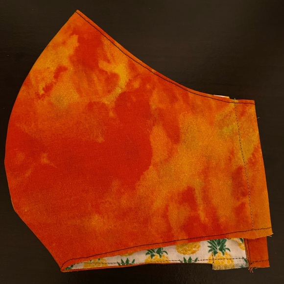 Mask with filter pockets! - Picture 12 of 16